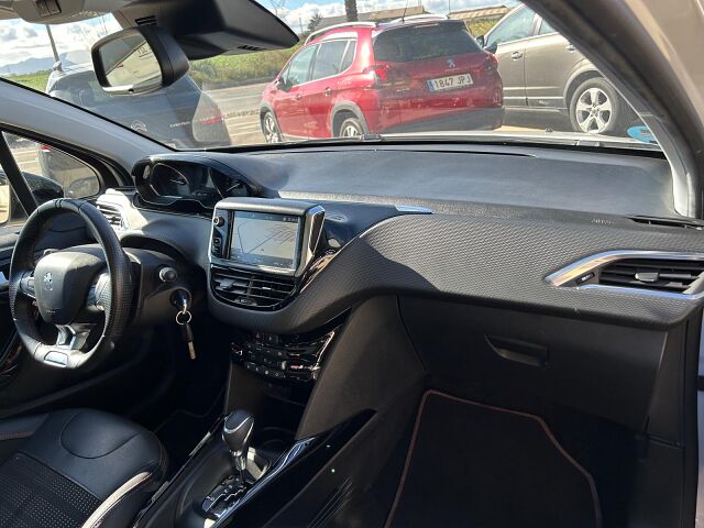 PEUGEOT 2008 GT LINE 1.5 BLUE HDI AUTO SPANISH LHD IN SPAIN 42000 MILES 2019